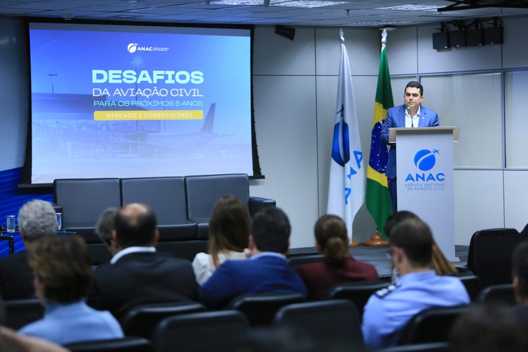 Anac reúne setor aéreo para construir estratégias para o futuro da aviação civil brasileira