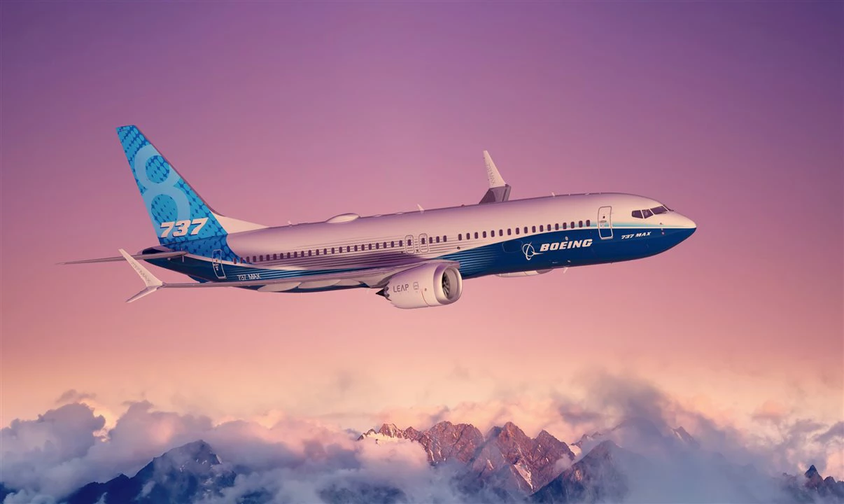 Boeing entrega mais de 300 aeronaves no semestre, alta de 12% em relação a 2025