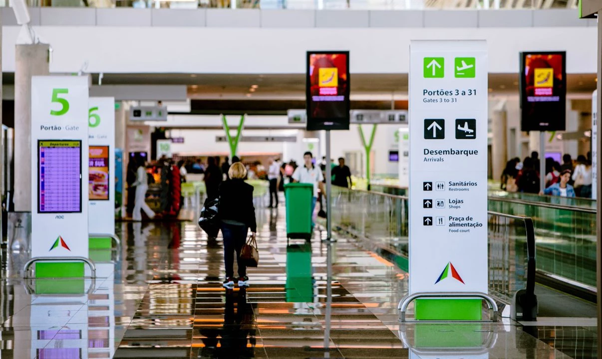 Brasília reajusta tarifas aeroportuárias e inicia discussão sobre nova concessão