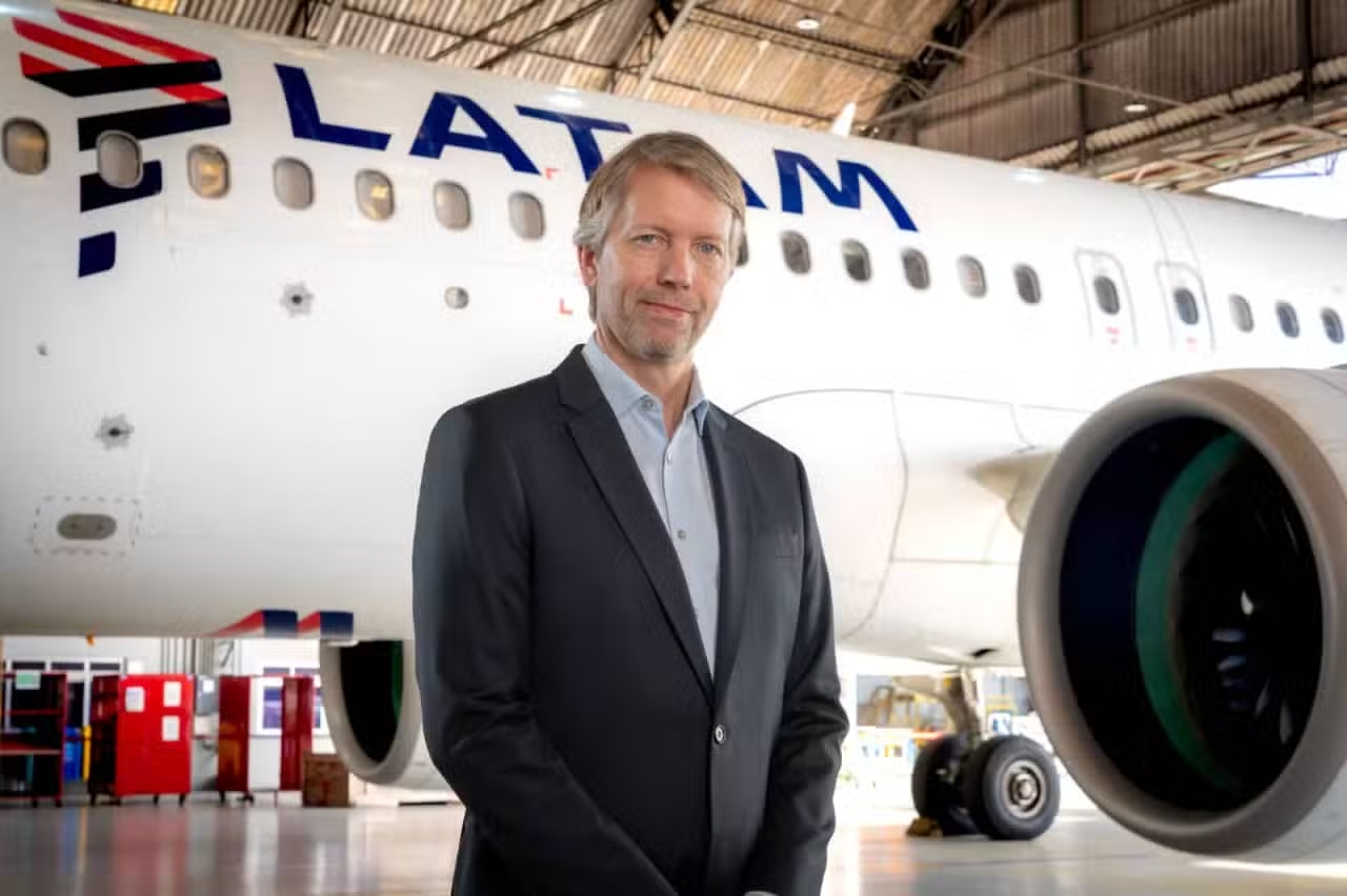LATAM pode ter impostos saltando de R$ 2 bilhões para R$ 6 bilhões por ano, diz CEO